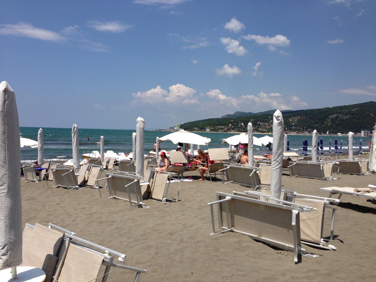 Hotel Alba Shëngjin Extérieur photo